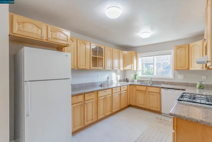 2048 21st St, San Pablo, California 94806