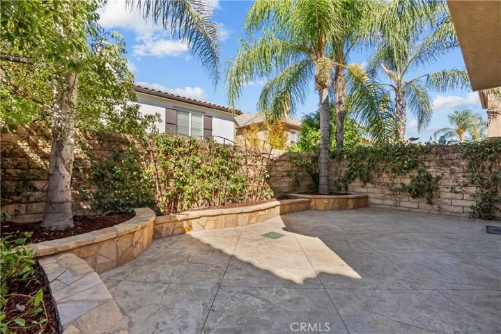 28433 Casselman Lane, Saugus, California 91350