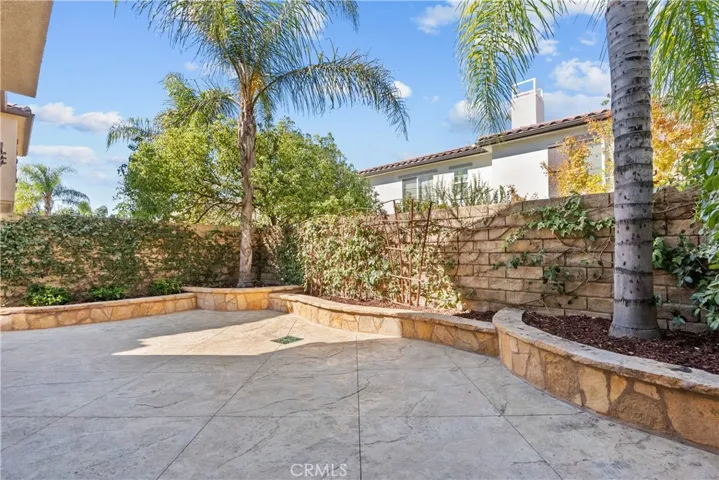 28433 Casselman Lane, Saugus, California 91350