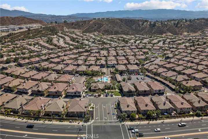 28433 Casselman Lane, Saugus, California 91350