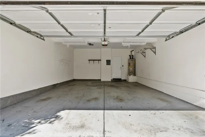 28433 Casselman Lane, Saugus, California 91350