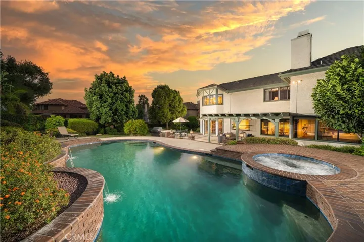 262 Oakland Road, Glendora, California 91741