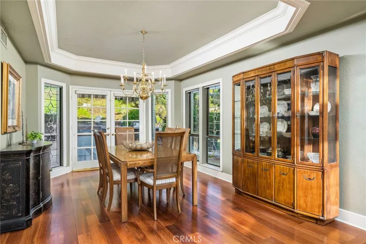 262 Oakland Road, Glendora, California 91741