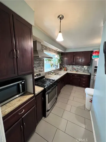 1413 W Maxzim Avenue, Fullerton, California 92833