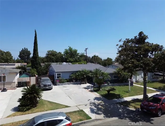 1413 W Maxzim Avenue, Fullerton, California 92833