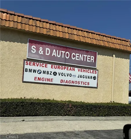 Side signage