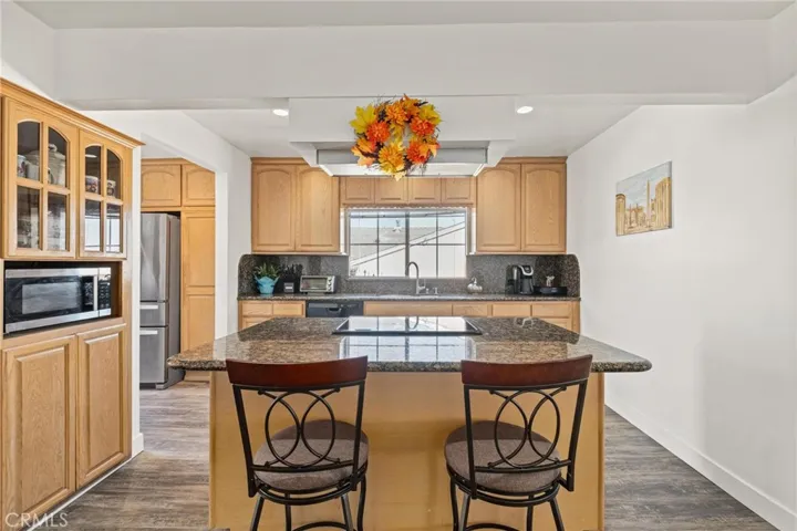 1977 Trudie Drive, Rancho Palos Verdes, California 90275