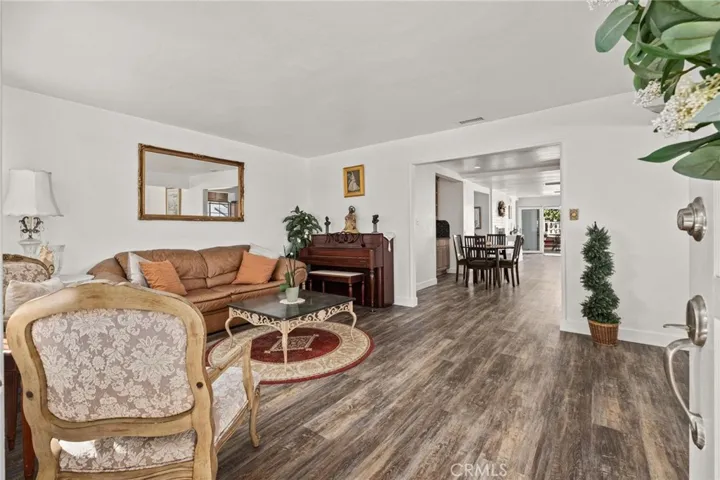 1977 Trudie Drive, Rancho Palos Verdes, California 90275