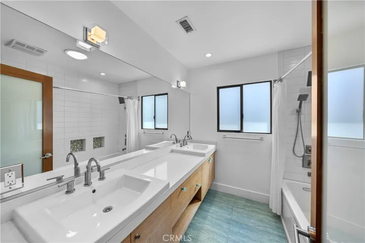 3158 Dona Conchita Place, Studio City, California 91604
