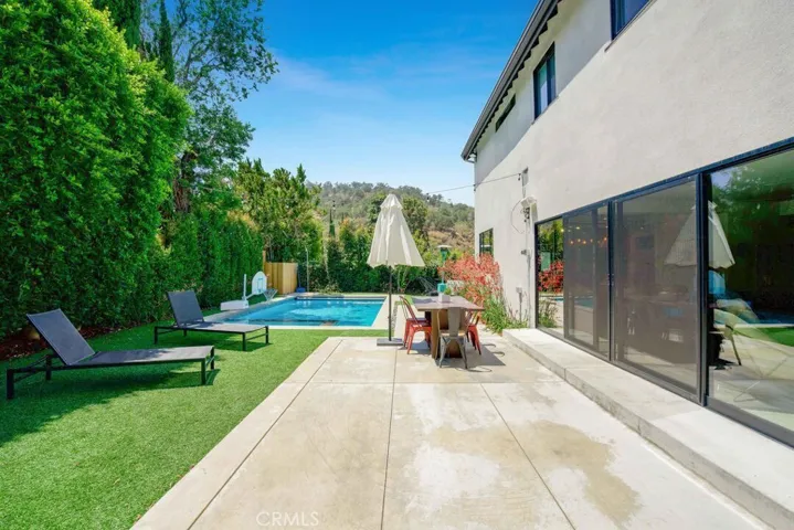3158 Dona Conchita Place, Studio City, California 91604