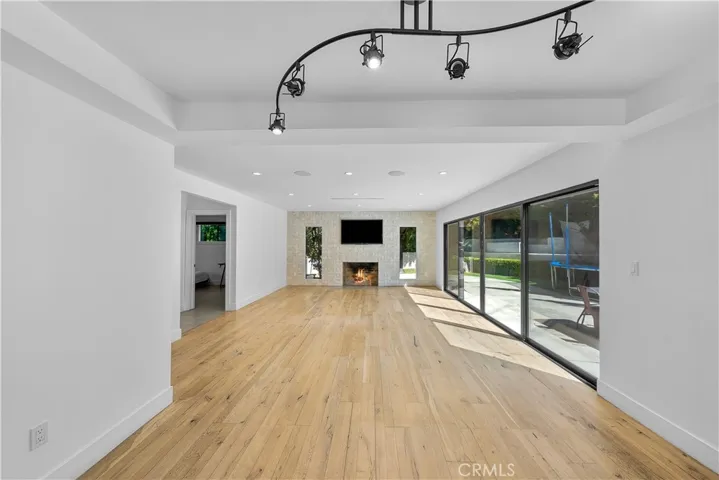 3158 Dona Conchita Place, Studio City, California 91604