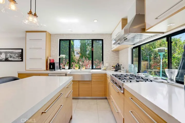 3158 Dona Conchita Place, Studio City, California 91604