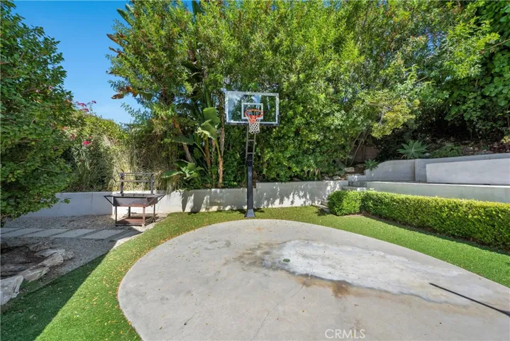3158 Dona Conchita Place, Studio City, California 91604