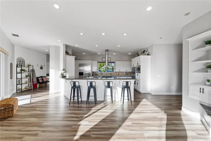 38199 Gio Circle, Temecula, California 92592