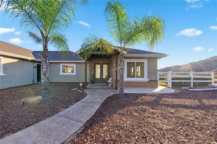 38199 Gio Circle, Temecula, California 92592