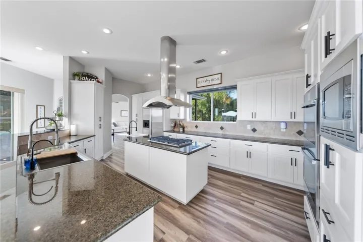 38199 Gio Circle, Temecula, California 92592
