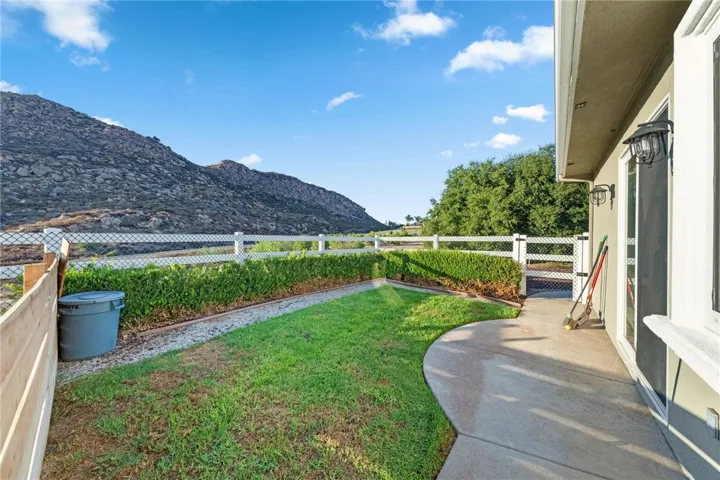 38199 Gio Circle, Temecula, California 92592
