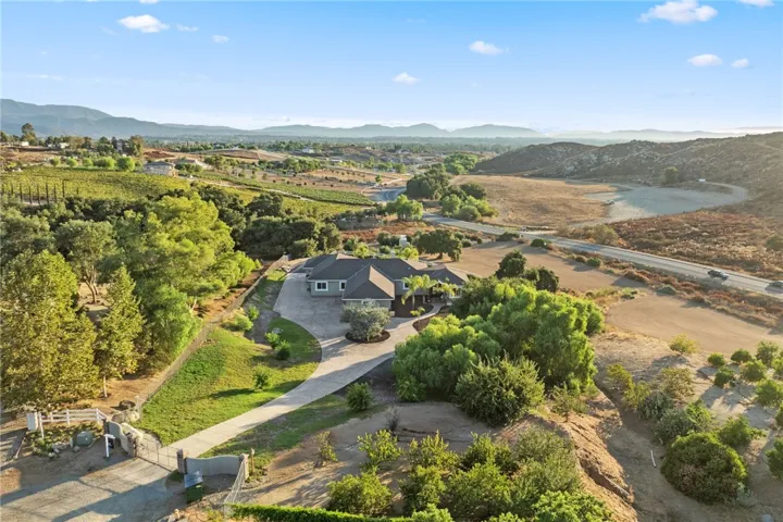 38199 Gio Circle, Temecula, California 92592