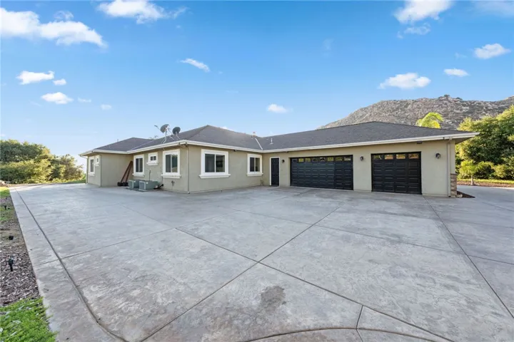 38199 Gio Circle, Temecula, California 92592