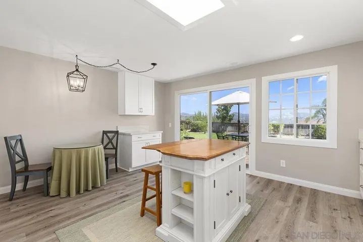 339 N Willowspring Dr, Encinitas, California 92024