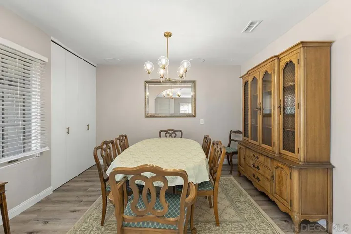 339 N Willowspring Dr, Encinitas, California 92024