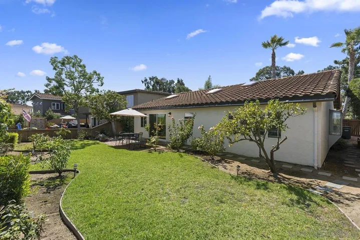 339 N Willowspring Dr, Encinitas, California 92024