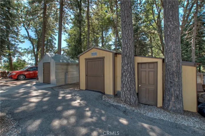 3 sheds.