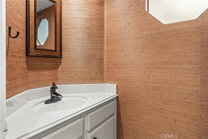 6 Cherrywood, Aliso Viejo, California 92656