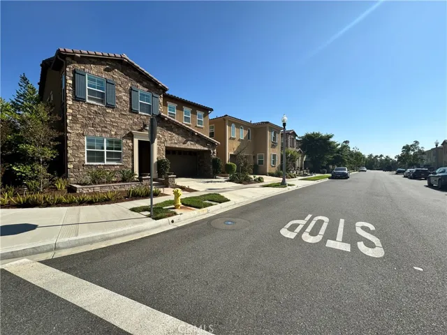 10 Lark, Lake Forest, California 92630