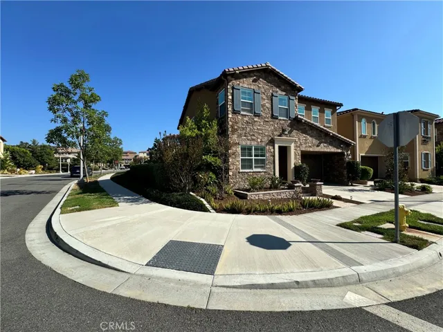 10 Lark, Lake Forest, California 92630
