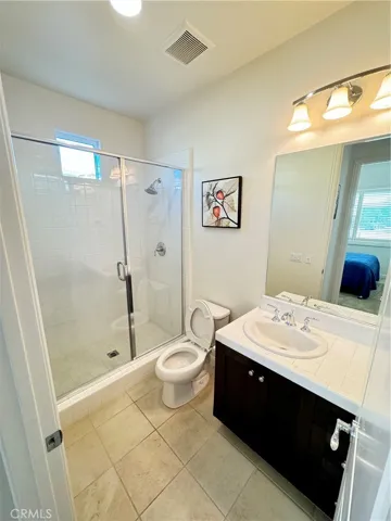 10 Lark, Lake Forest, California 92630