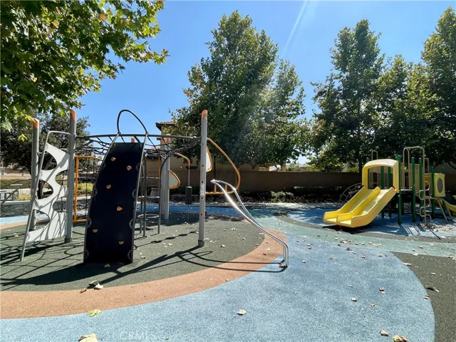 15583 Basil Leaf Lane, Fontana, California 92336