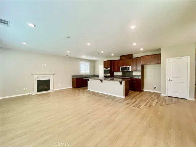 15583 Basil Leaf Lane, Fontana, California 92336