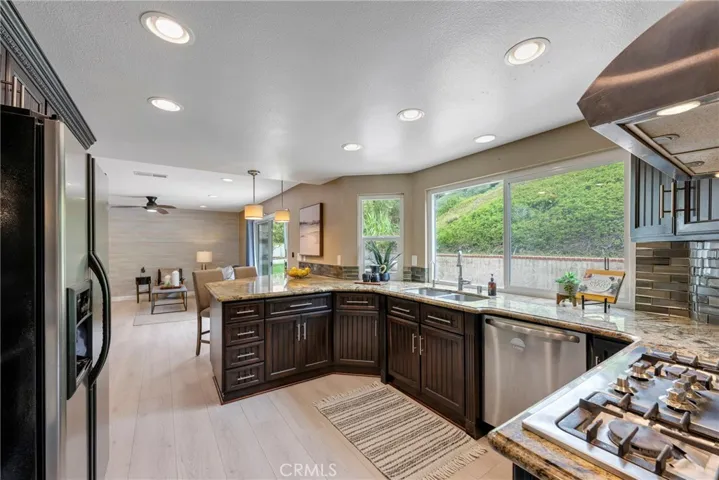 6440 E Oakview Lane, Anaheim Hills, California 92807