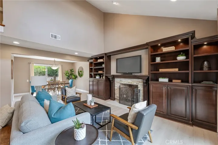 6440 E Oakview Lane, Anaheim Hills, California 92807