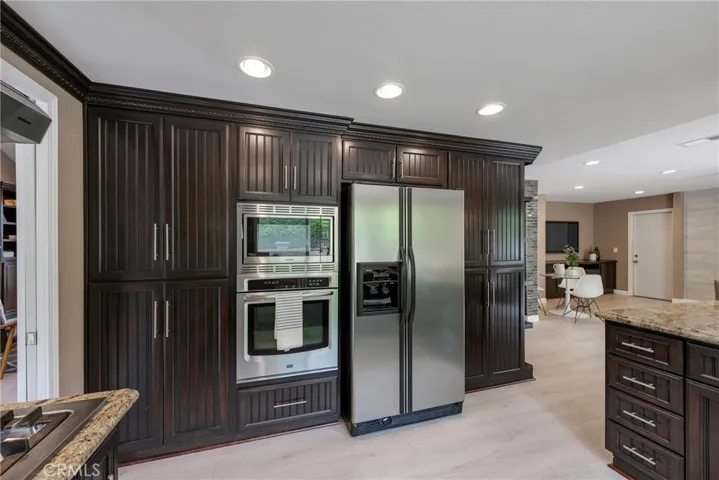 6440 E Oakview Lane, Anaheim Hills, California 92807