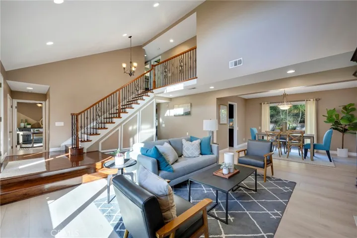 6440 E Oakview Lane, Anaheim Hills, California 92807