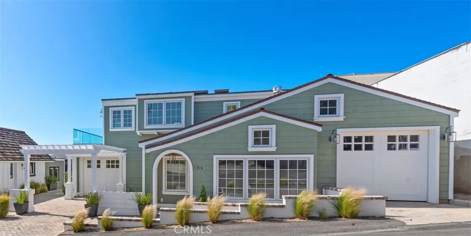 156 Pearl Street, Laguna Beach, California 92651