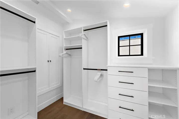 156 Pearl Street, Laguna Beach, California 92651