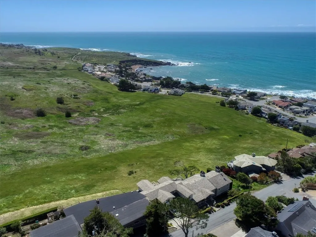 404 Huntington Road, Cambria, California 93428 home-pic-62