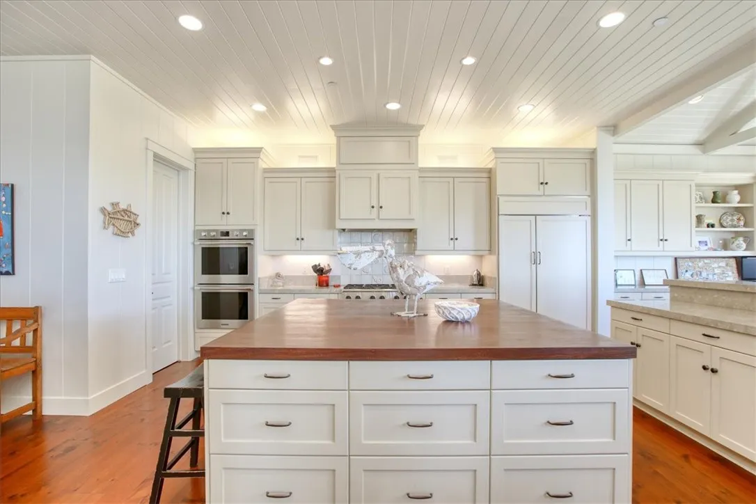 404 Huntington Road, Cambria, California 93428 home-pic-13