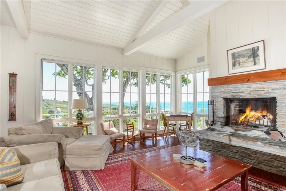 404 Huntington Road, Cambria, California 93428 home-pic-9
