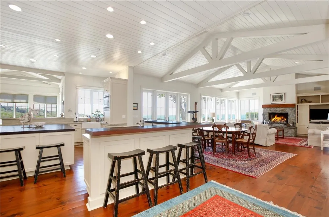 404 Huntington Road, Cambria, California 93428 home-pic-6