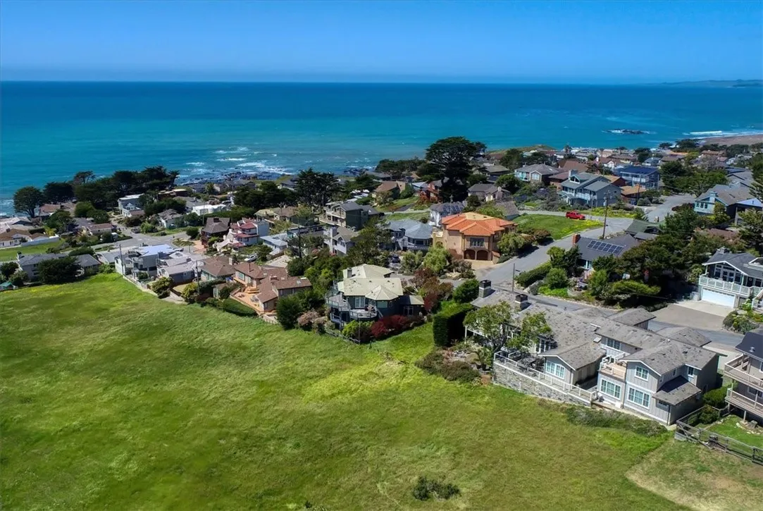 404 Huntington Road, Cambria, California 93428 home-pic-67