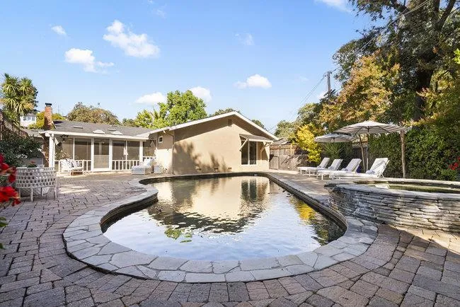 2441 Edith Avenue, Redwood City, California 94061