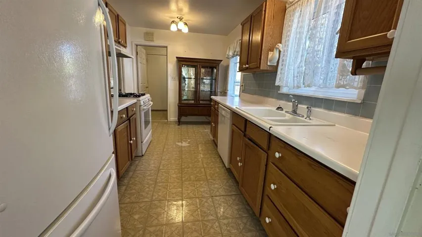 5501 37th Avenue, Sacramento, California 95824