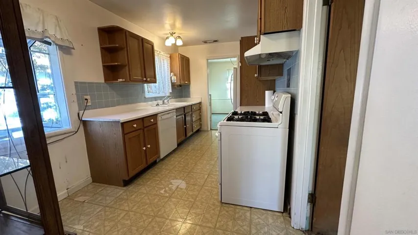 5501 37th Avenue, Sacramento, California 95824