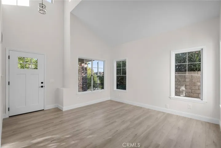 28032 Cascade Road, Castaic, California 91384