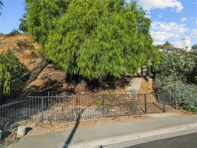 28032 Cascade Road, Castaic, California 91384