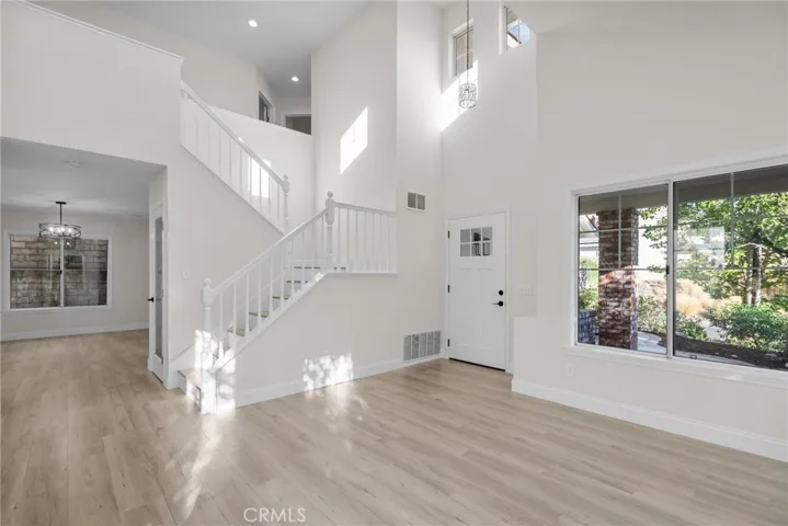 28032 Cascade Road, Castaic, California 91384